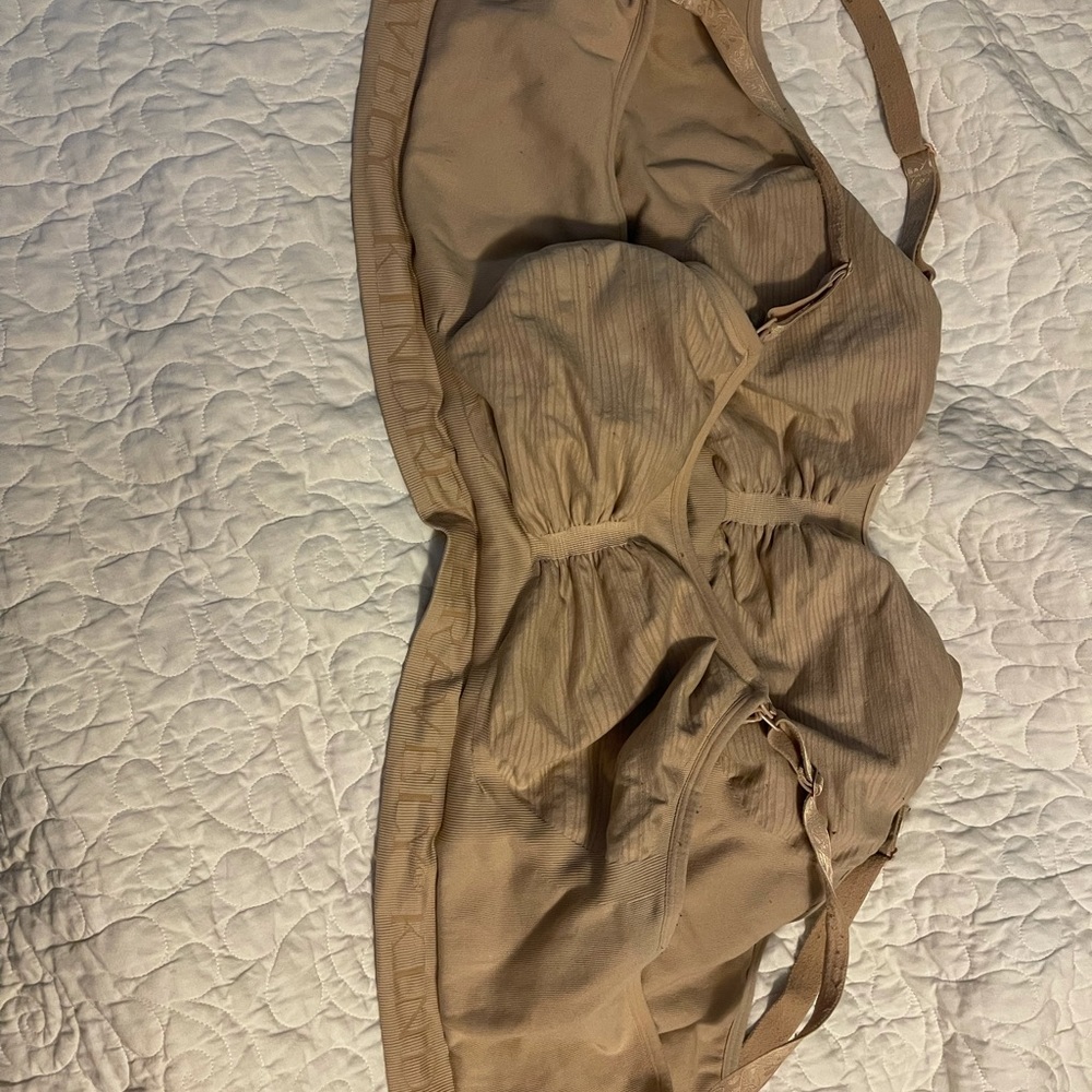 Kindred bravely pumping/nursing bra